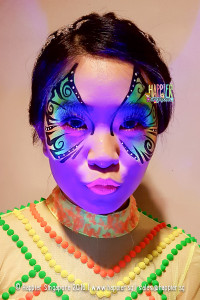 UV-Glow-butterfly-face-painting-3-200x300 UV-Glow-butterfly-face-painting-3-200x300